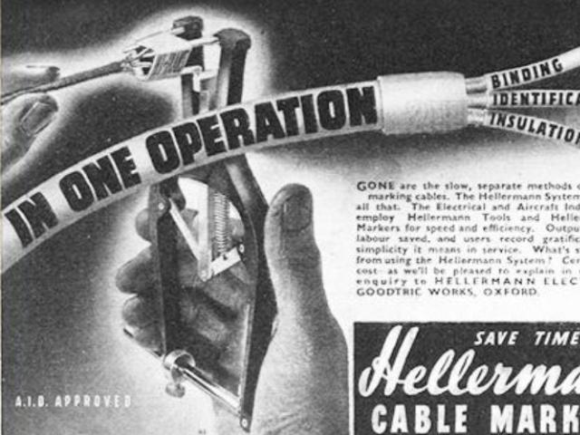 HellermannTytons historie på website. Sort-hvid reklame for Hellermann kabelmærkere med teksten 'IN ONE OPERATION' på et kabel, som fremhæver funktioner som binding, identifikation og isolering.