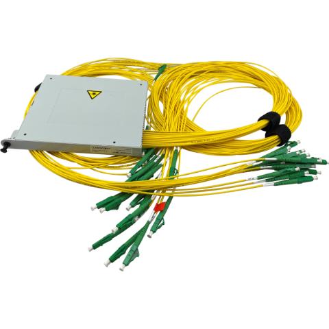 CommScope Splitter OCM5 1:32 LC/APC Ind 1x 3,0M, Ud 32x 1,8M ø1,8mm Grade C