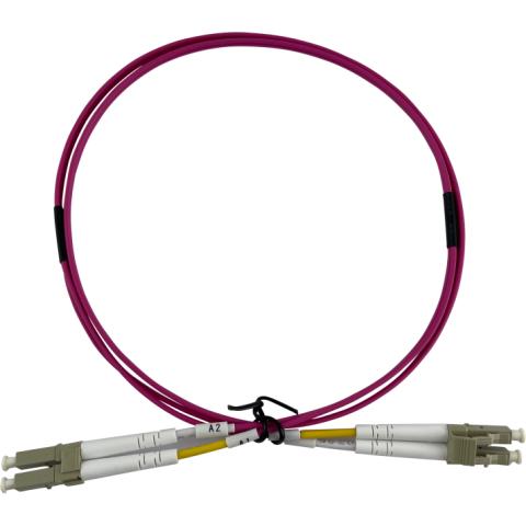 Patchkabel LC/PC - LC/PC Duplex 50/125µm OM4 2x4mm 2M Magenta
