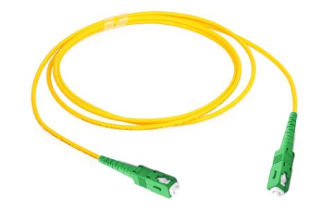 CommScope Patchkabel SC/APC - SC/APC Simplex semitight LSZH SM G657A Telecom standard 5M Grade B Tuned konnector