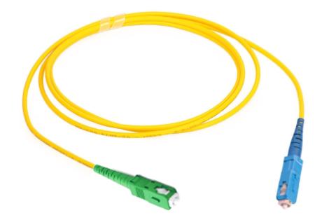 CommScope Patchkabel SC/APC - SC/UPC Simplex semitight LSZH SM G657A Telecom standard 2M Grade B