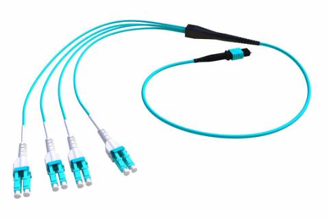 MTP breakout kabel til 4xLC/UPC Duplex,8 fiber 9/125µm, 1M