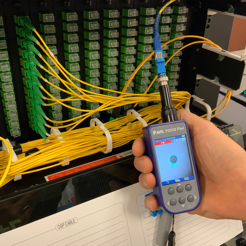 AFL FOCIS Flex Kit incl. 2 user-selected APC adaptor tips, 1 One-Click ...