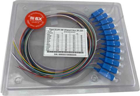 ECS 1 stk Pigtailsæt med SC/UPC i 12 farver 9/125µm G652.D 2,0m