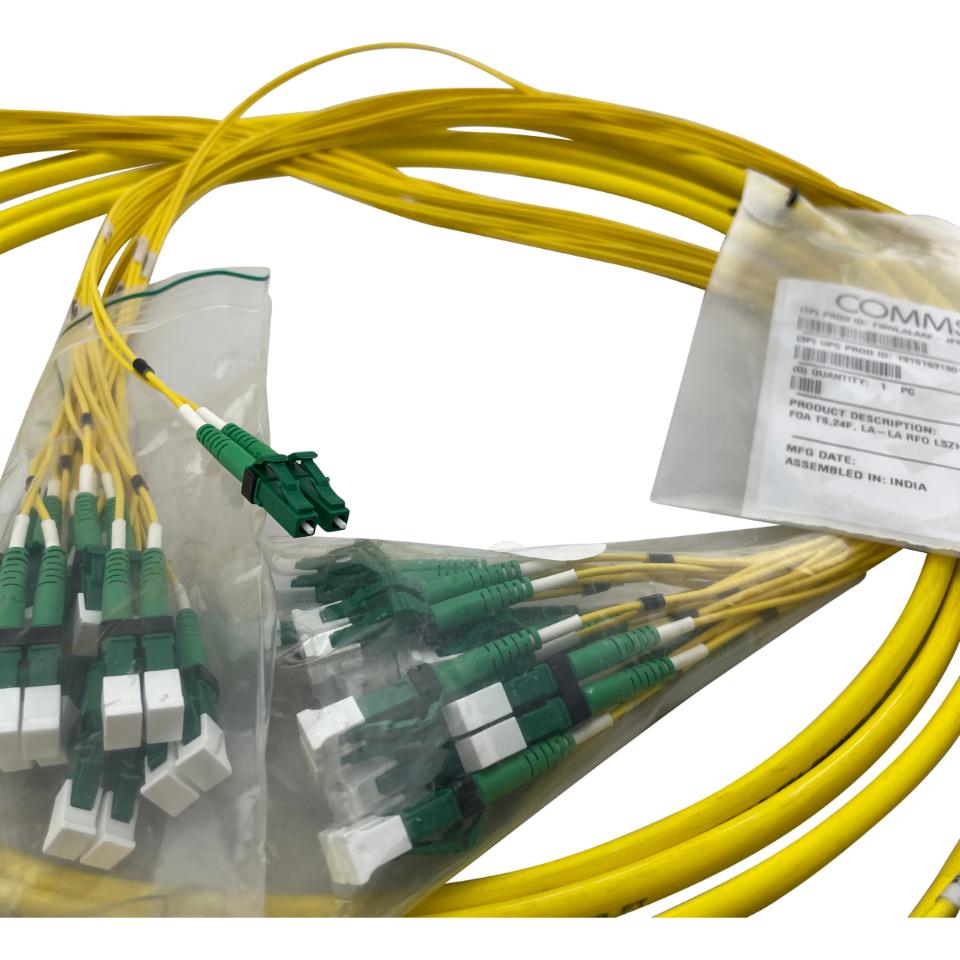 CommScope 24F pretermineret kabel LC/APC DX 6m Incl. 95cm fanout on both side - not staggered SM grade B, gult kabel, LSZH Incl. gland on both ends