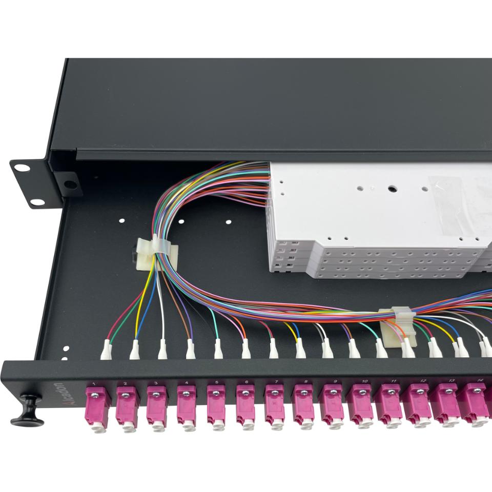 ECS 19 ODF Fiberpanel 1He 24xLC Duplex OM4 - komplet (Pre fix)